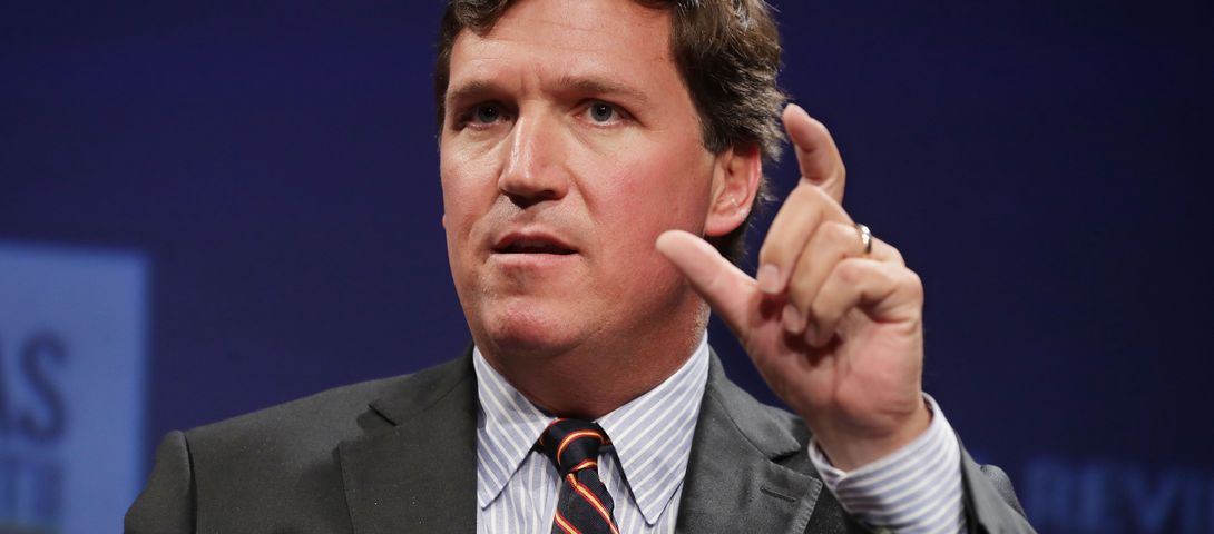 Tucker Carlson's antisemitic white replacement rhetoric – The Forward - Vimarsana News