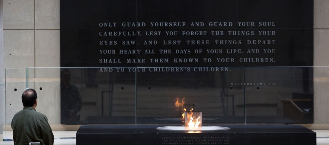 Trump names Giuliani's son to Holocaust Museum Council – The Forward - Vimarsana News