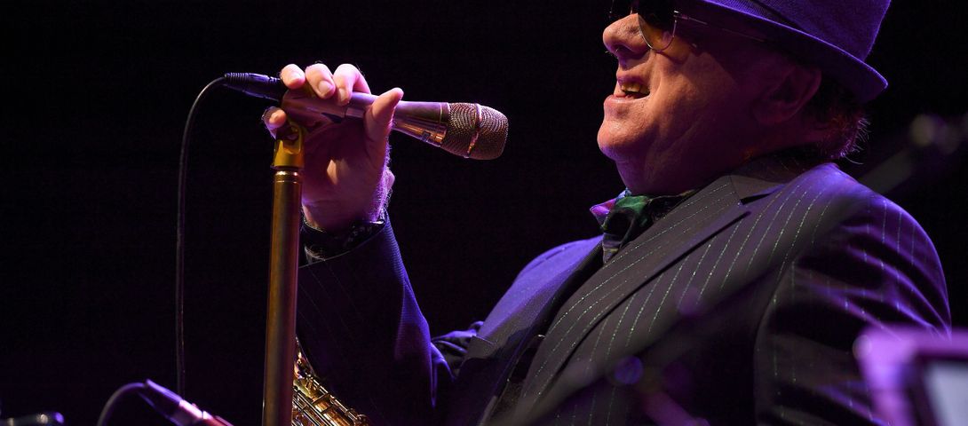 'They Own The Media': New Van Morrison song amplifies antisemitic trope – The Forward - Vimarsana News