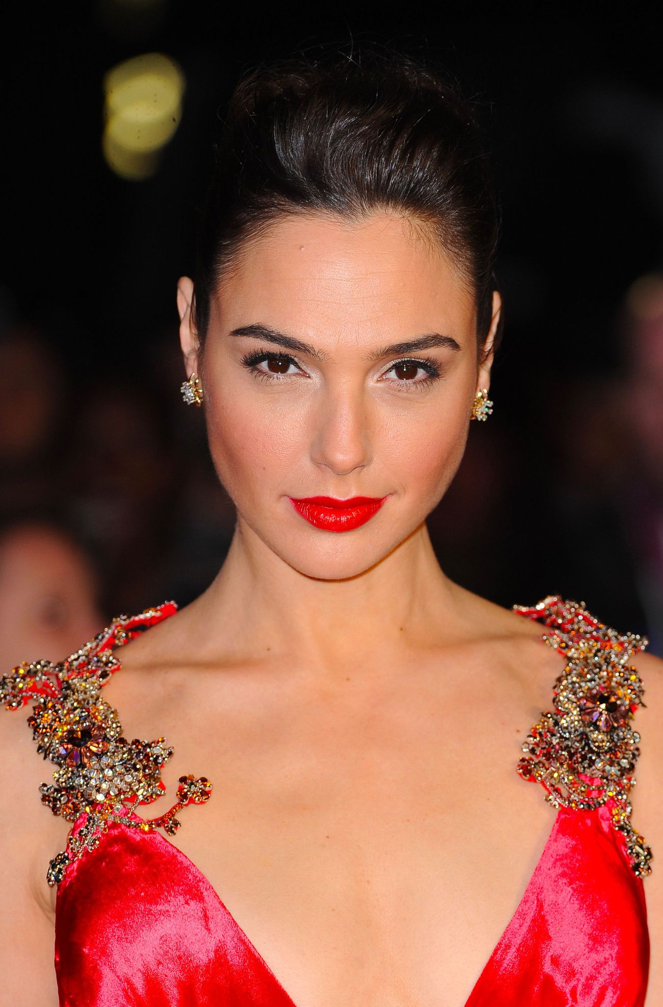 gal gadot orange dress Gal Gadot photographed at the BARBIE world premiere on July 9th, 2023!!! One of my favorite looks #GalGadot