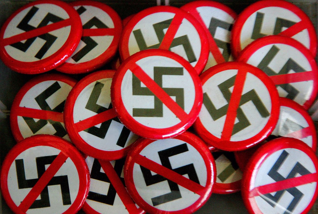 Does Google Want Us To Think That Nazis Are Cool? by the Forward