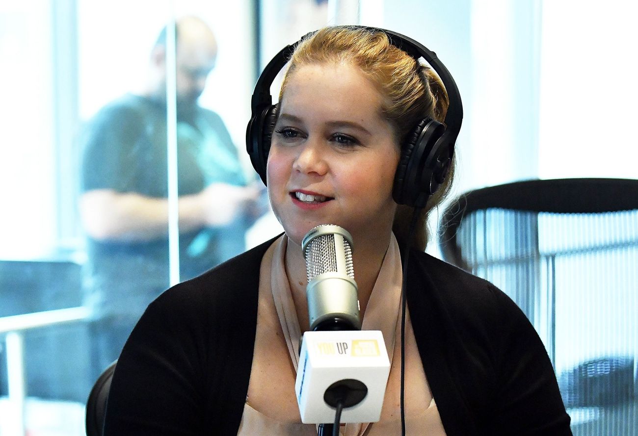 Amy Schumer Says Royal Wedding Will ‘Suck’