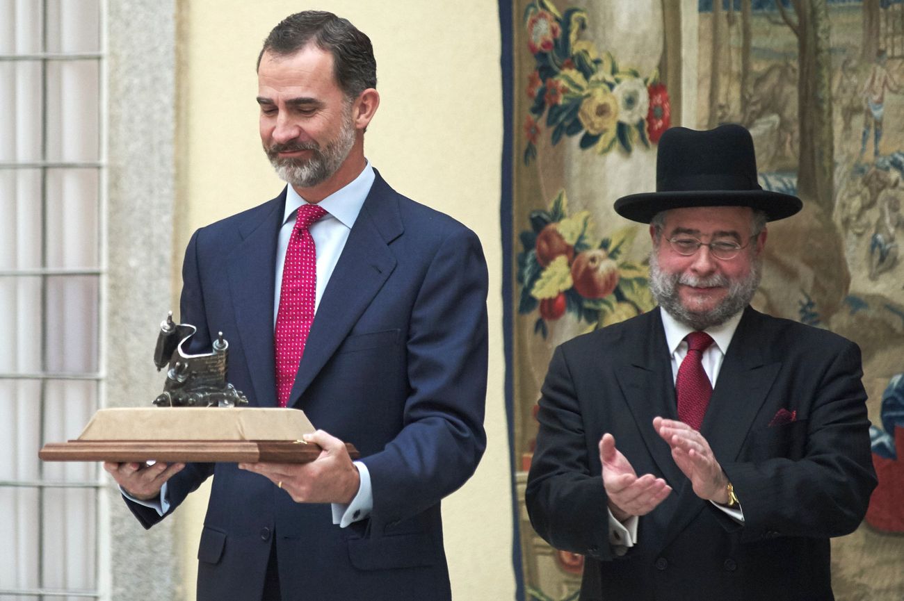 Spanish Rabbis An Award for the Spanish King Felipe VI from Rabbis’ Group