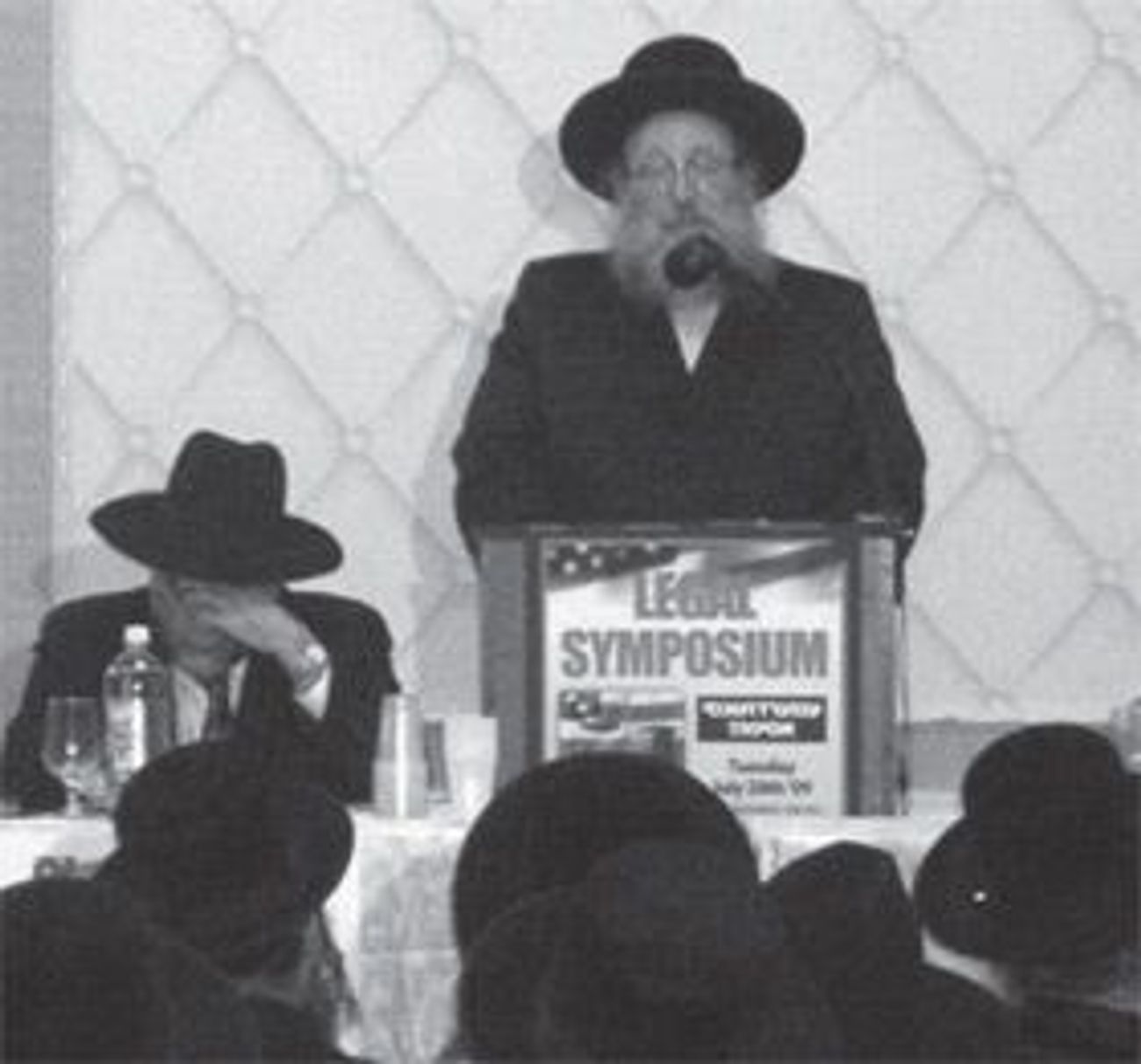 UltraOrthodox Rabbis Begin To Question Their Own Insularity The Forward