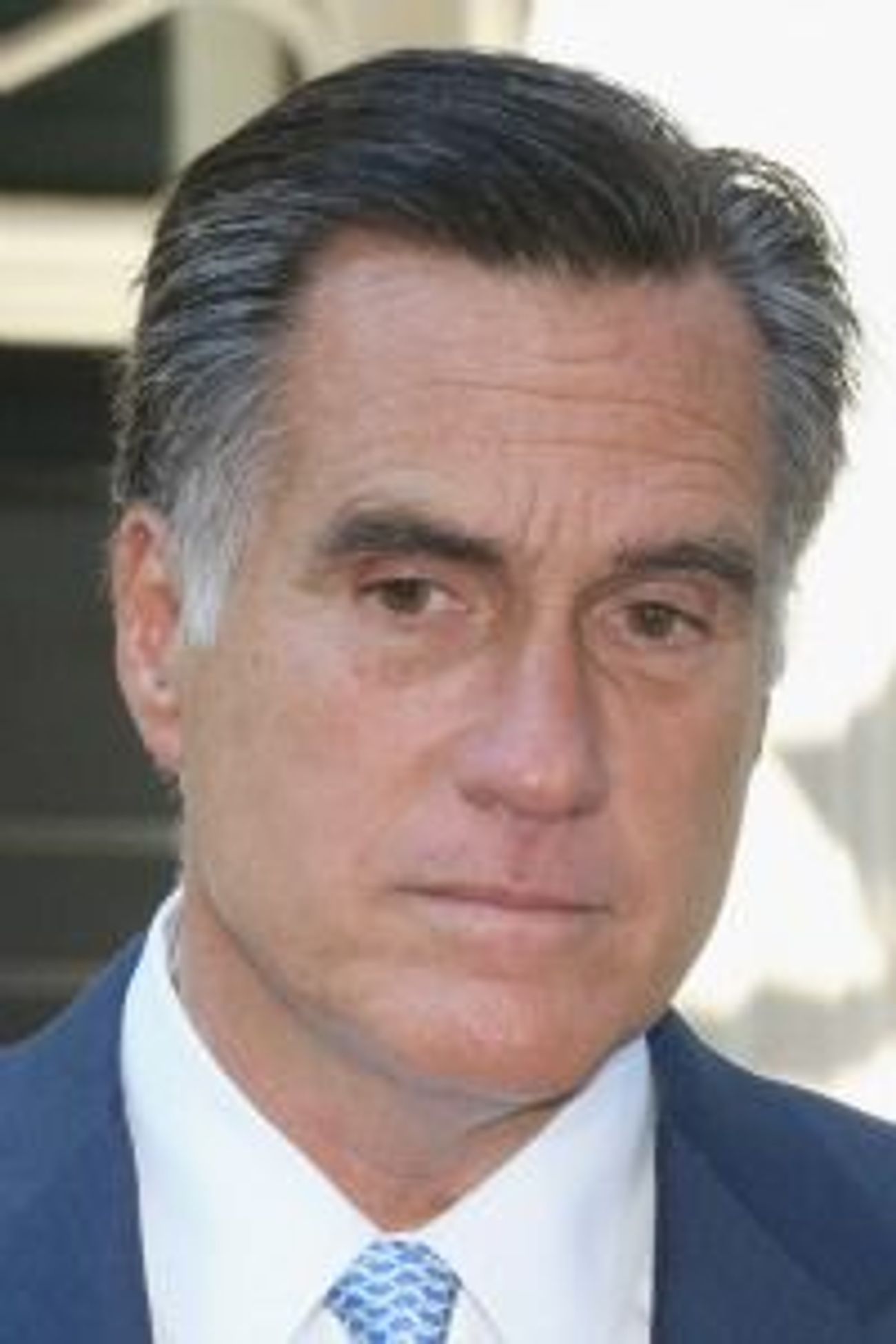 Mitt's Balancing Act – The Forward