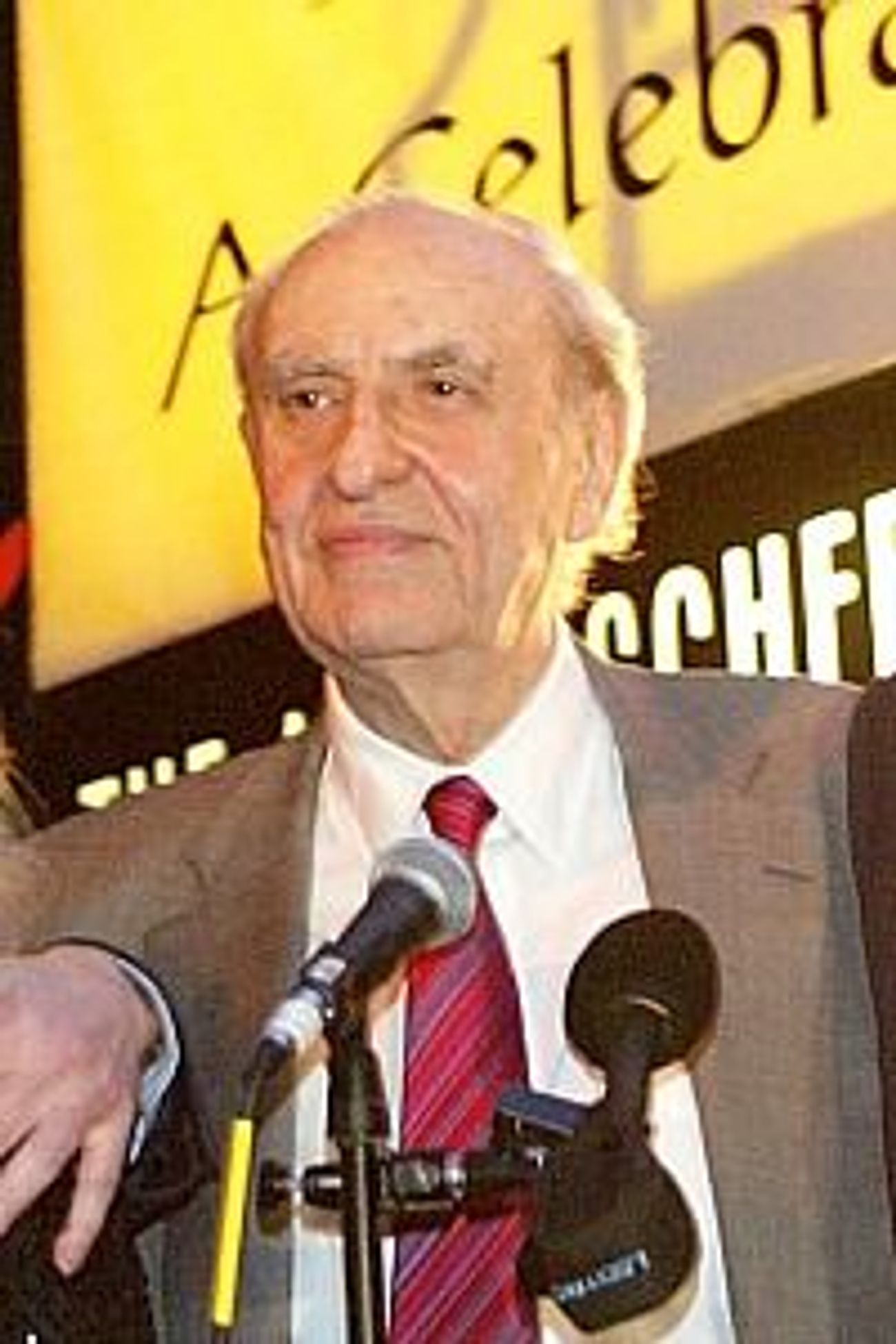 Arthur Gelb, Pioneering Times Editor and Critic, Dies at 90 – The Forward