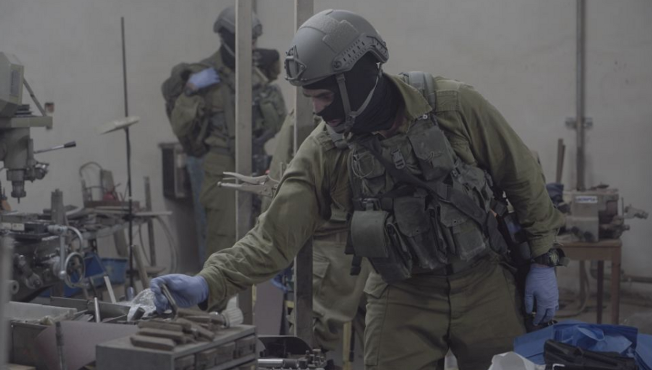 Israel Raids Palestinian ‘Weapons Factories’ on West Bank The Forward