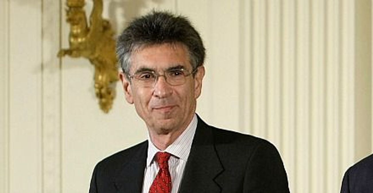 Robert Lefkowitz Shares Nobel Chemistry Prize – The Forward