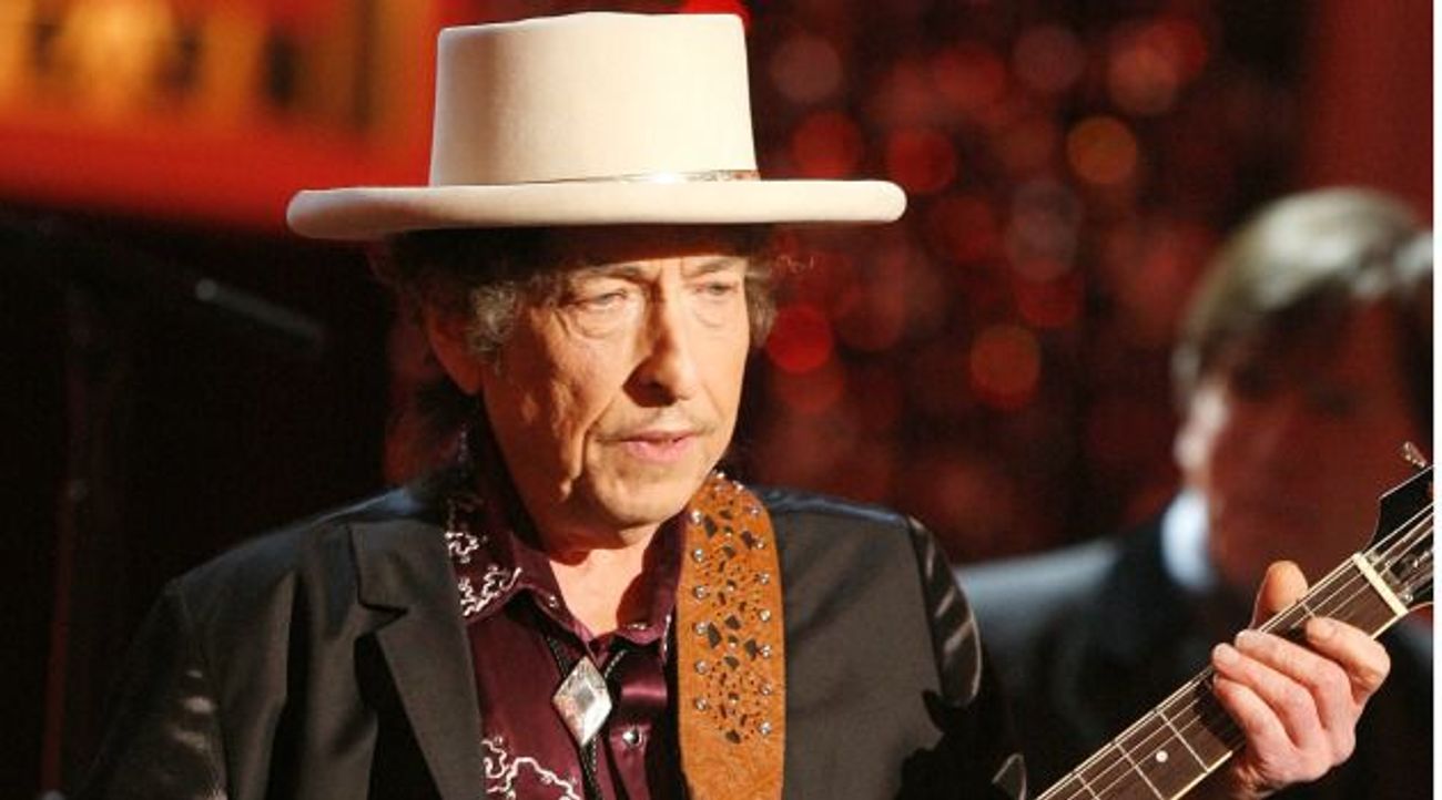 In Pursuing Bob Dylan for Hate Speech, Croatian Group Denies Holocaust ...