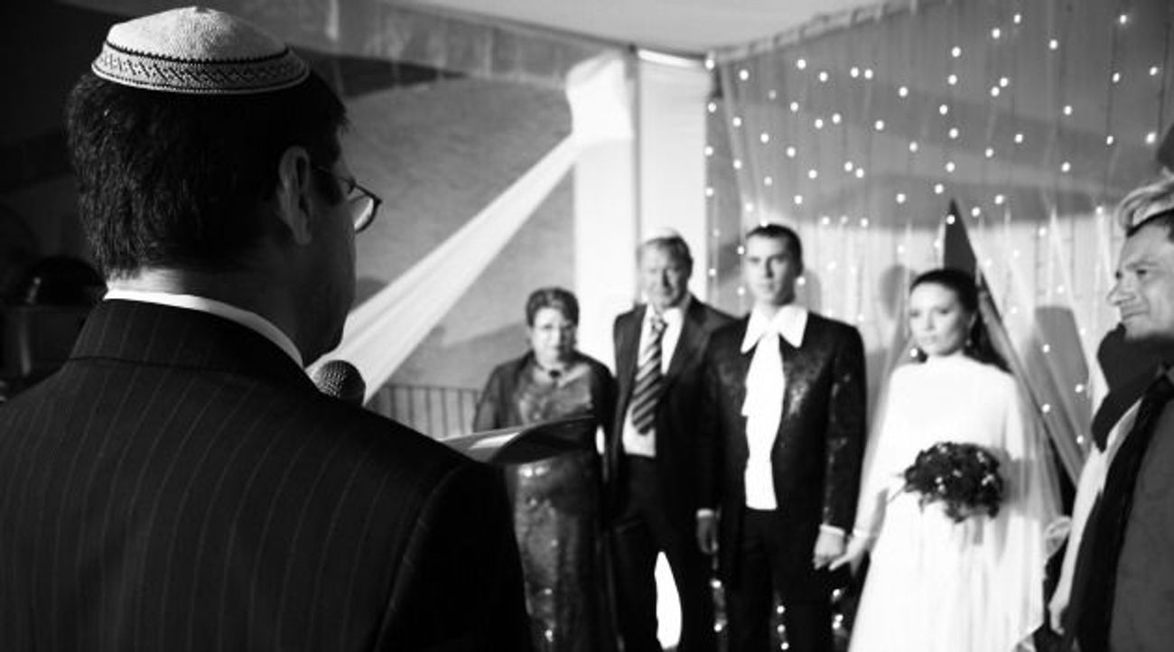 Israeli Jews Who Aren't Jewish in Eyes of Rabbis Face Kafkaesque