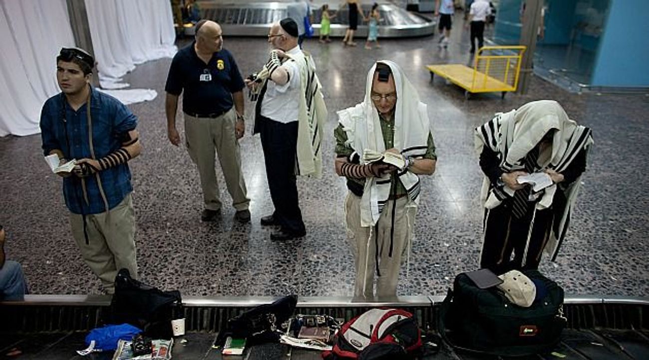 Jewish Immigration to Israel Dips The Forward