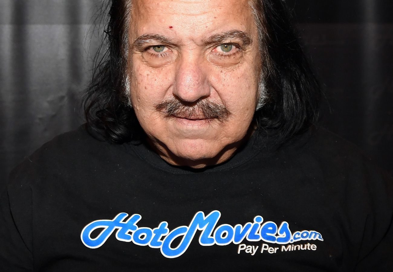 Ron Jeremy Porn Legend Banned From Avn Awards The Forward