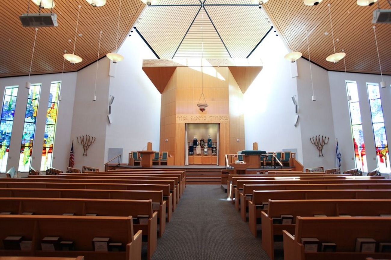 Temples New Female Rabbi Is Symbolic Victory For Women The Forward Temples New Female Rabbi Is Symbolic Victory For Women The Forward