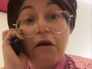 Satmar Bobbie by the Forward
			