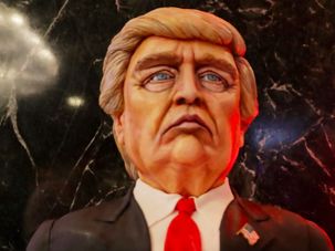 How Steve Bannon and Breitbart News Can Be Pro-Israel — and Anti-Semitic at the Same Time by the Forward