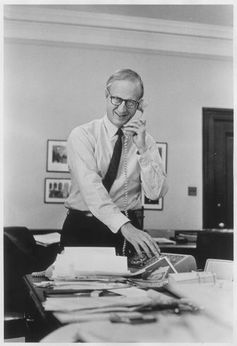 Robert Morgenthau by the Forward 