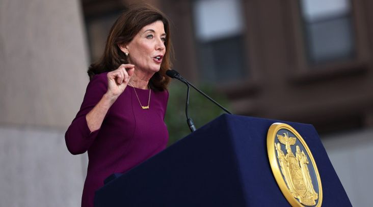 New York Gov. Kathy Hochul speaks in New York City, August 26, 2021. (Michael M. Santiago/Getty Images)
