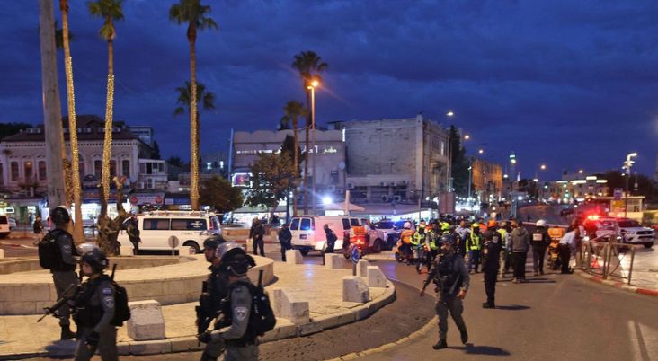 Israeli police gather outside Damascus Gate in Jerusalem's Old City after a Palestinian man was killed by policemen as he stabbed an Israeli man, Dec. 4, 2021. (Ahmad Gharabli/AFP via Getty Images)