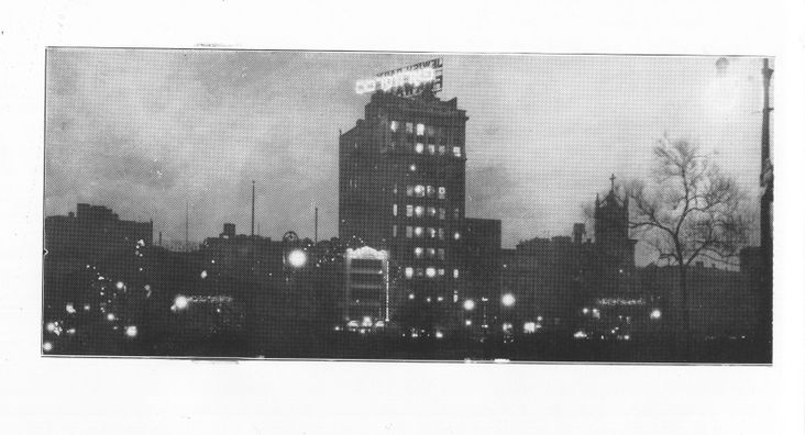 The Forward Building's Neon Sign