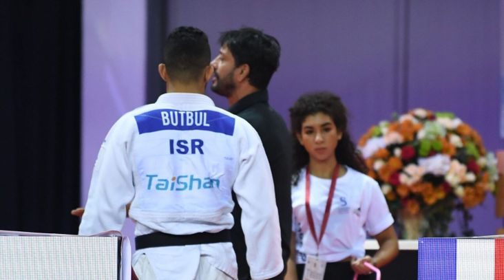 Israel's Tohar Butbul leaves after competing at the Abu Dhabi Grand Slam in the Emirati capital, Oct. 25, 2019. (Karim Sahib/AFP via Getty Images)