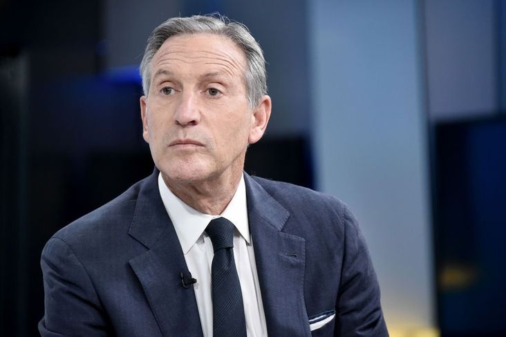 Former Starbucks CEO Howard Schultz visits Fox News Channel on April 2, 2019 in New York City.