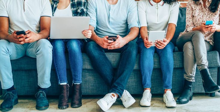 Jewish Twitter is loving this meme.