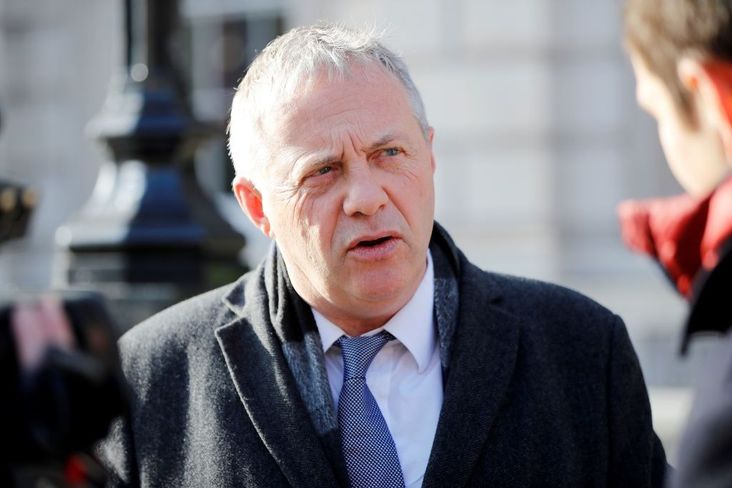Labour MP John Mann leaves the Cabinet Office in Whitehall, London on January 31, 2019.