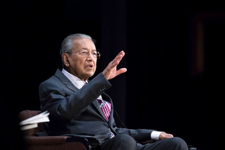 Malaysia's Prime Minister Mahathir Mohamad speaks during the 25th International Conference on The Future of Asia on May 30, 2019 in Tokyo, Japan.